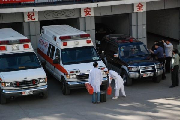 拉孜县救护车转院